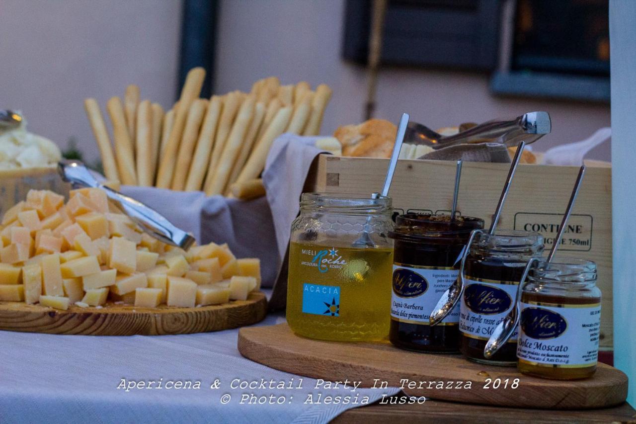 Il Borgo B&B Castellinaldo Bagian luar foto
